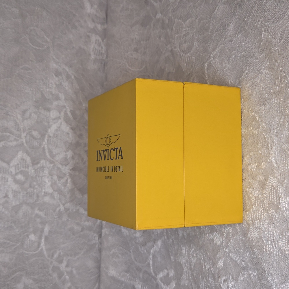 Invicta: Watch Case - Picture 2 of 7